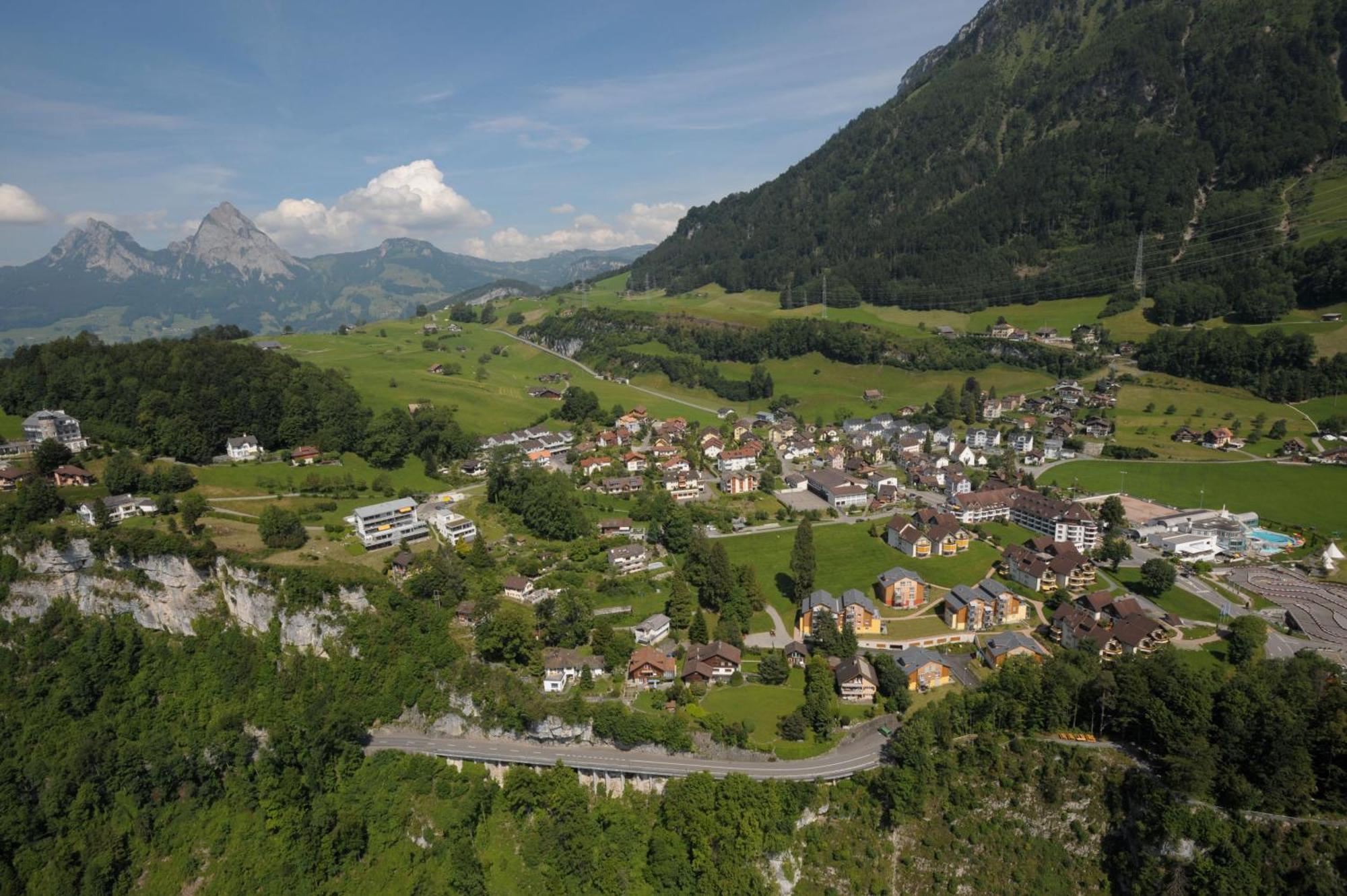 Apart Holidays Morschach Eksteriør bilde